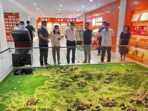 洛陽(yáng)市市委常委、宣傳部長(zhǎng)王飛蒞臨洛陽(yáng)正大調(diào)研
