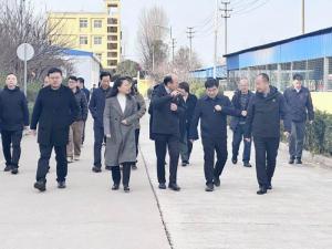 市委常委、副市長(zhǎng)潘開(kāi)名蒞臨洛陽(yáng)正大食品調(diào)研